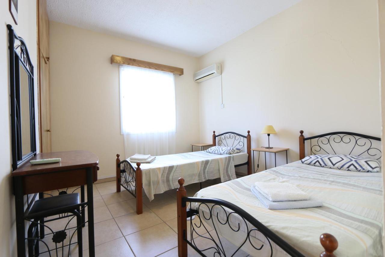 Paphos Gardens Apartment Exterior photo